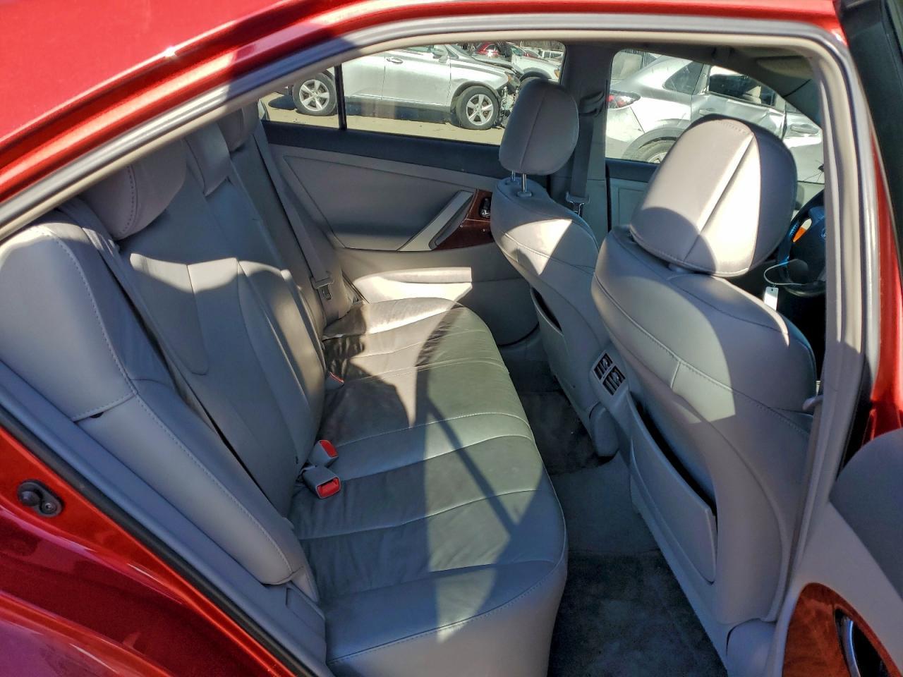 2010 TOYOTA CAMRY