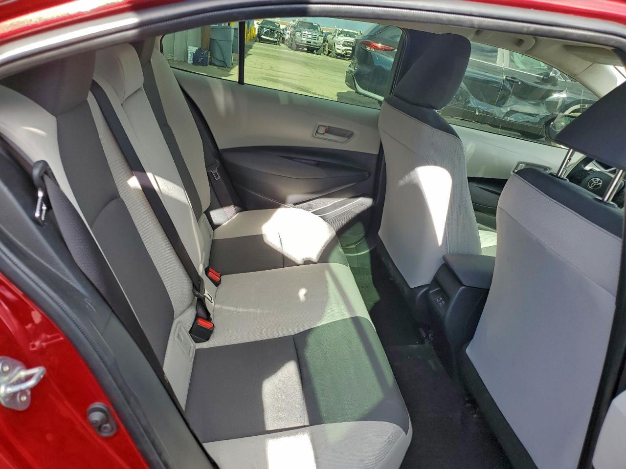 2025 TOYOTA COROLLA