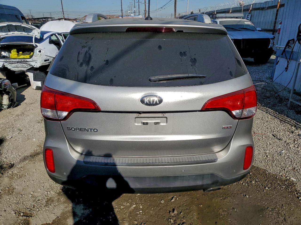 2014 KIA SORENTO