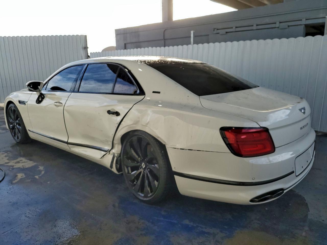 2024 BENTLEY Flying Spur