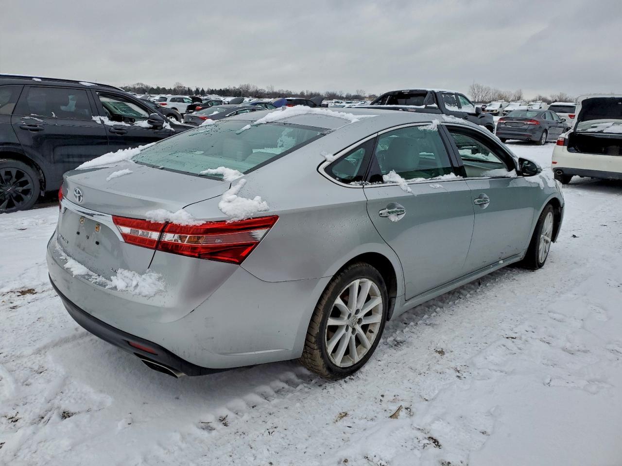 2015 TOYOTA Avalon