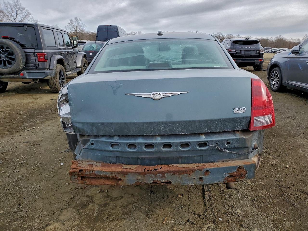 2005 CHRYSLER 300