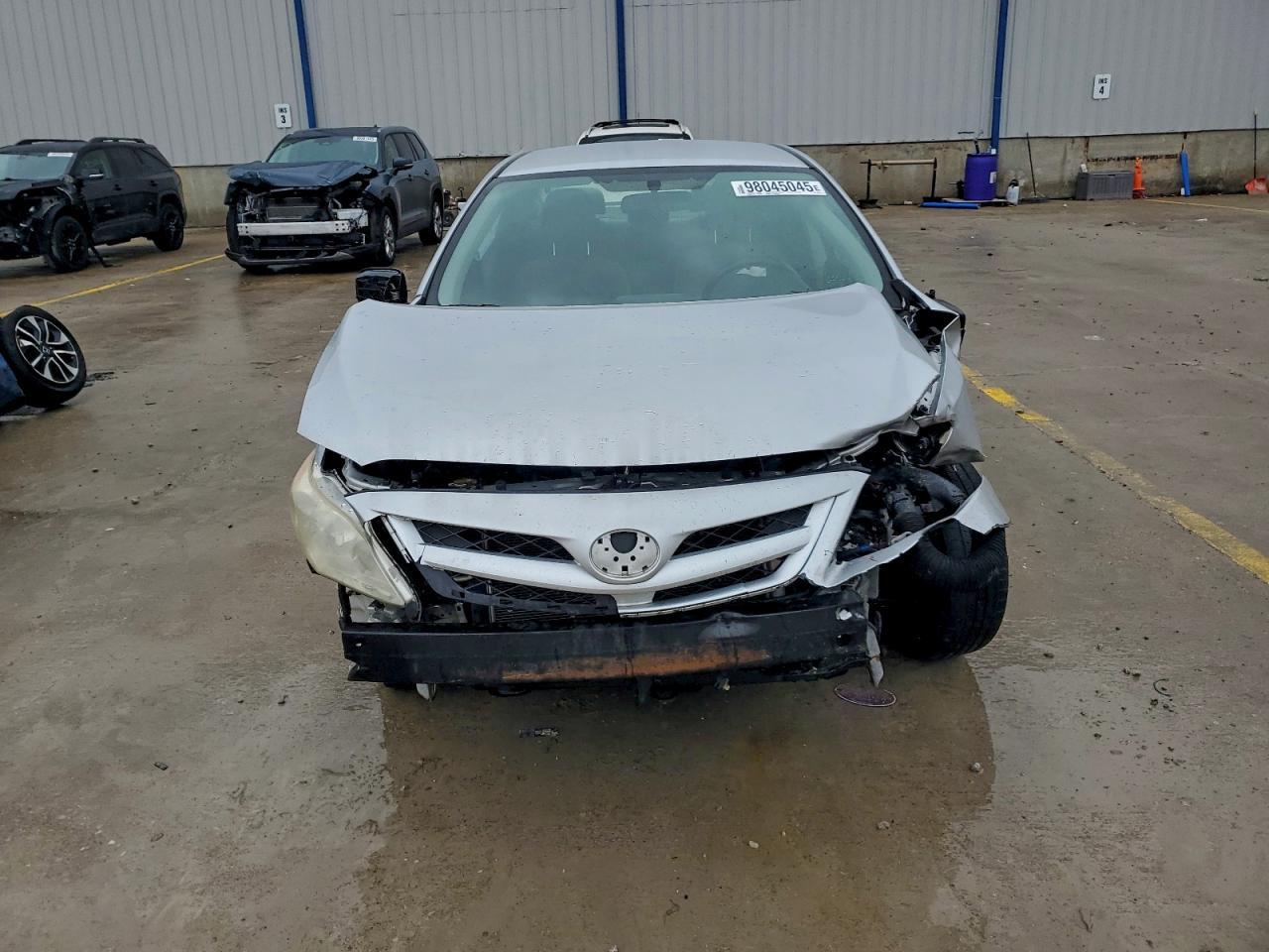 2011 TOYOTA COROLLA