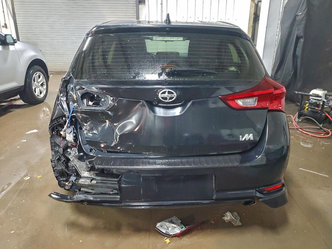 2016 TOYOTA SCION