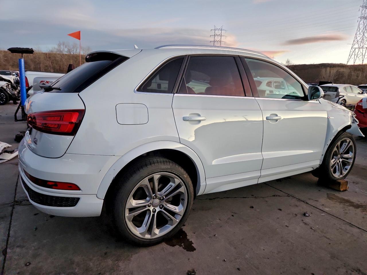 2016 AUDI Q3
