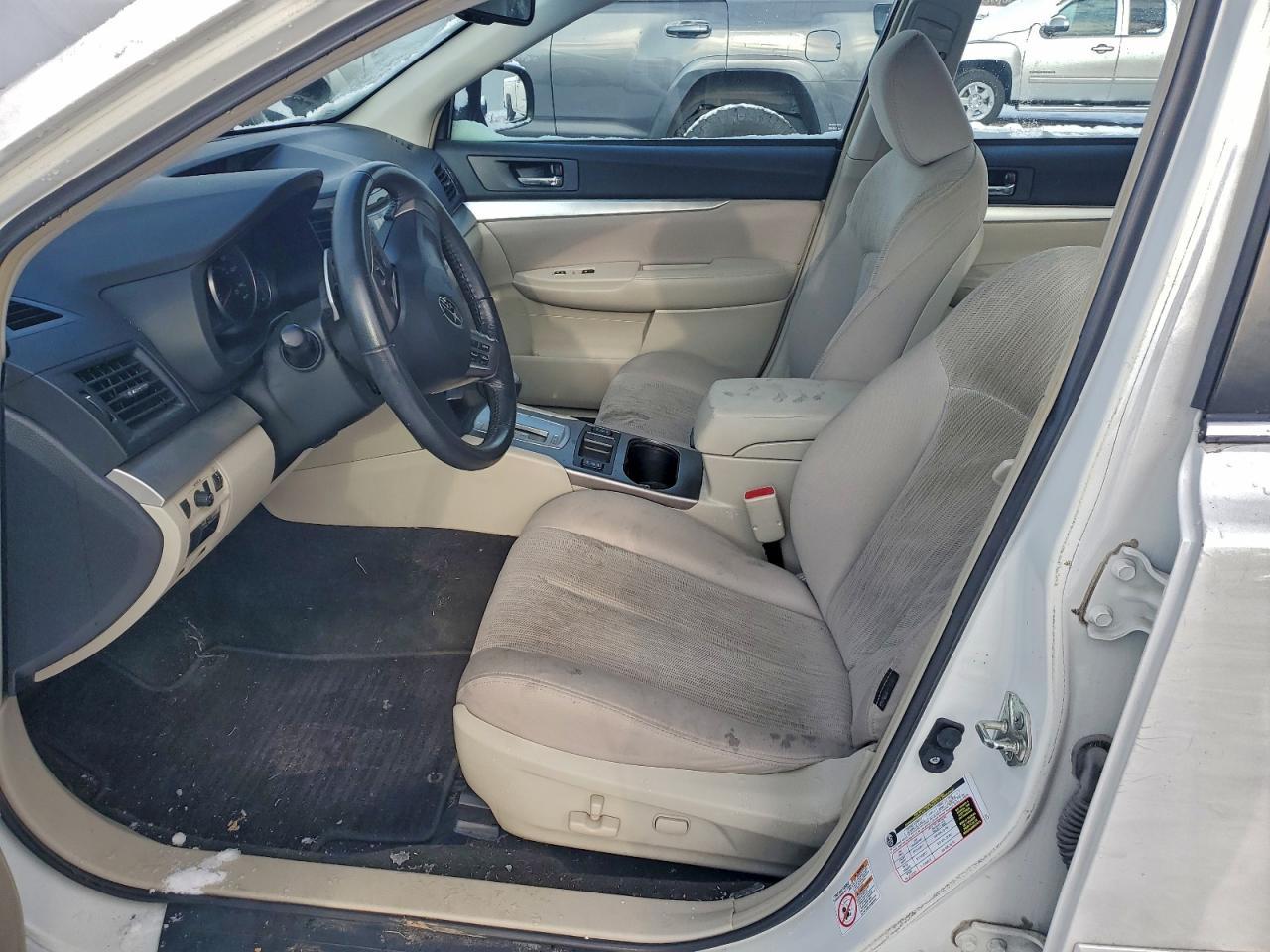 2013 SUBARU Legacy