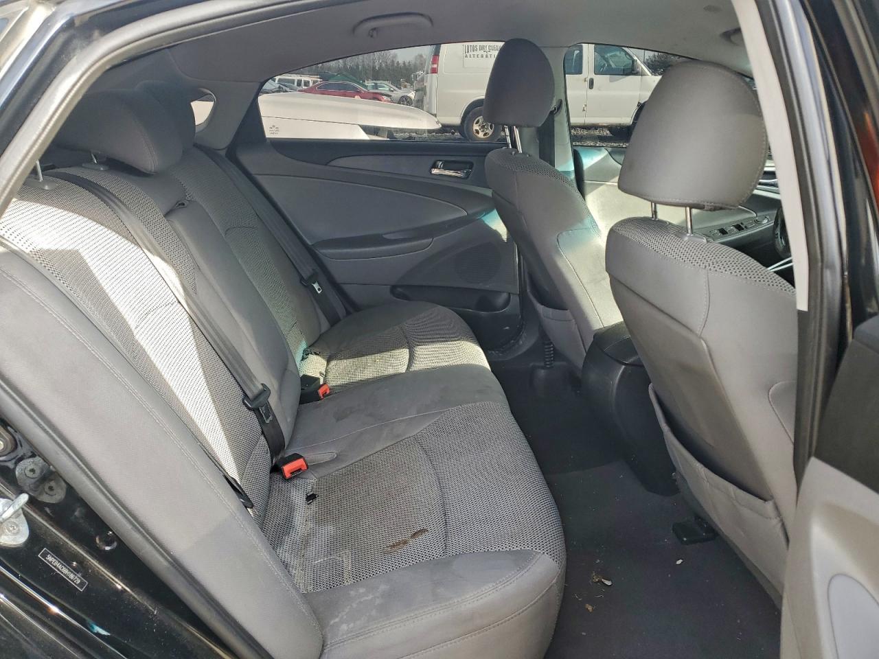 2011 HYUNDAI SONATA