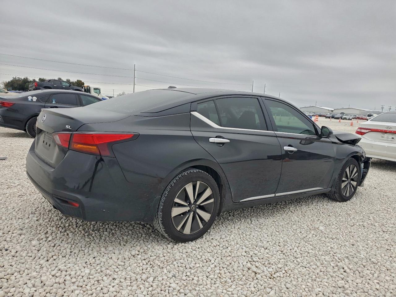 2019 NISSAN ALTIMA