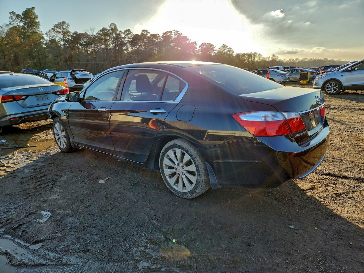 2015 HONDA ACCORD