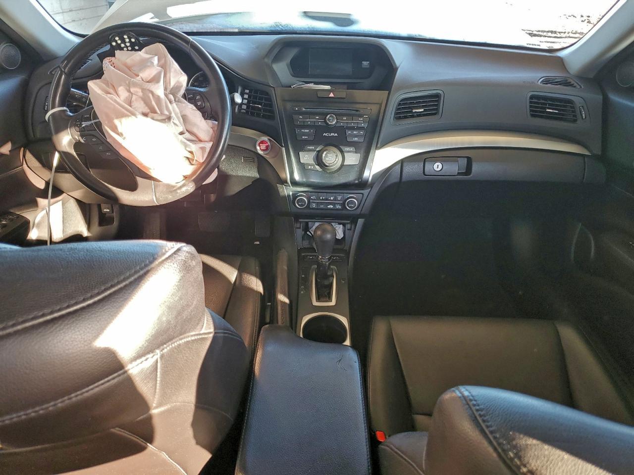 2017 ACURA ILX