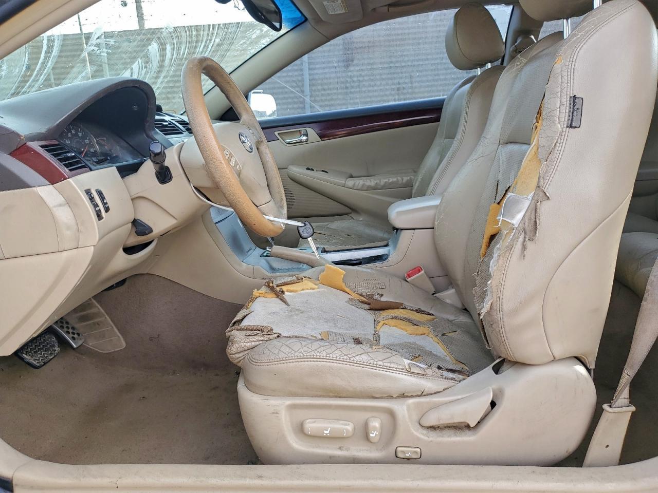 2004 TOYOTA CAMRY