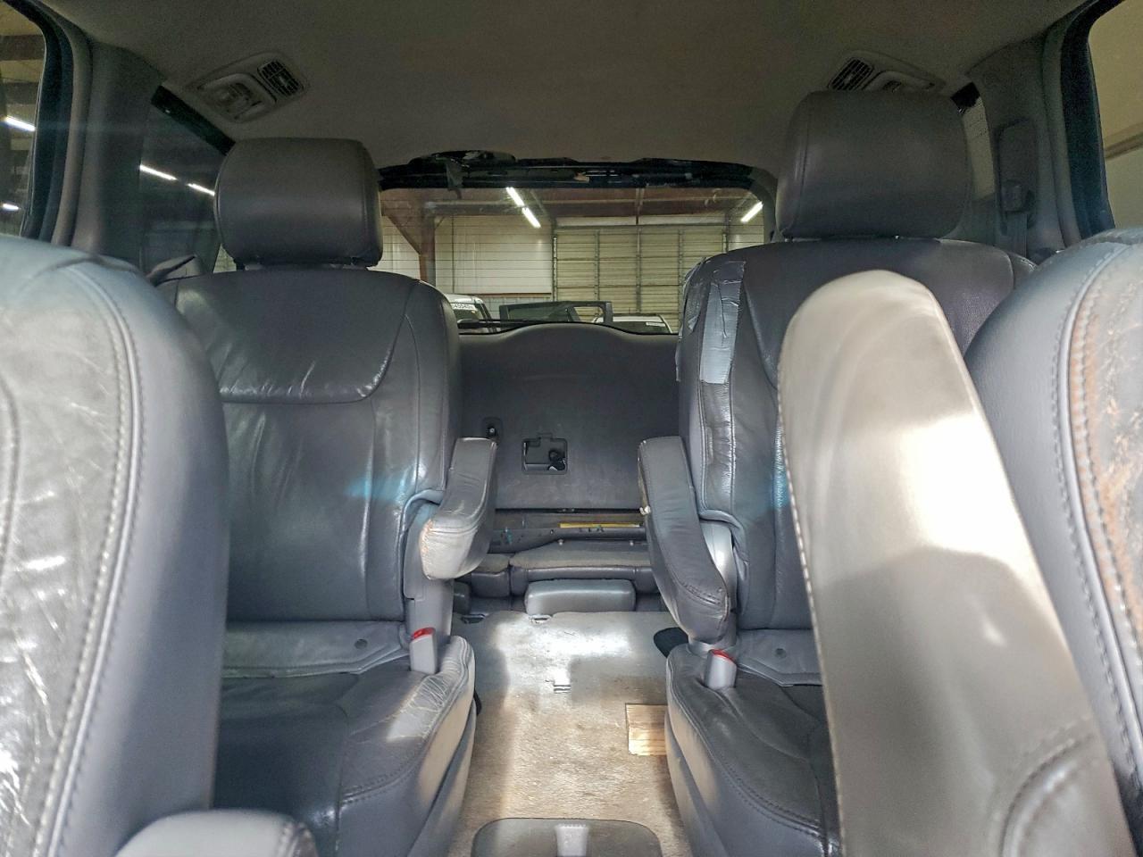 2008 TOYOTA SIENNA