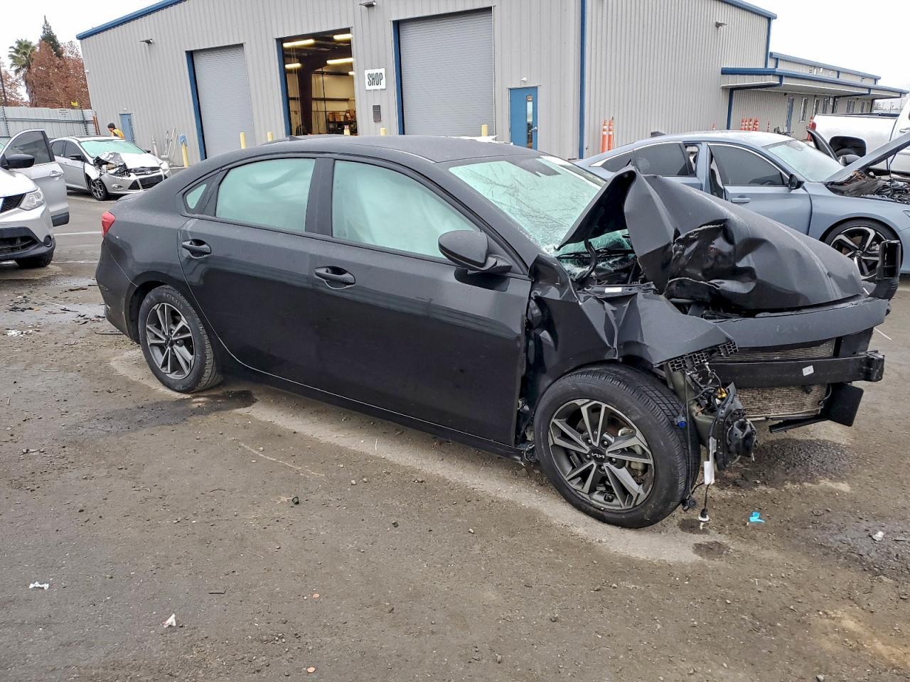 2023 KIA FORTE