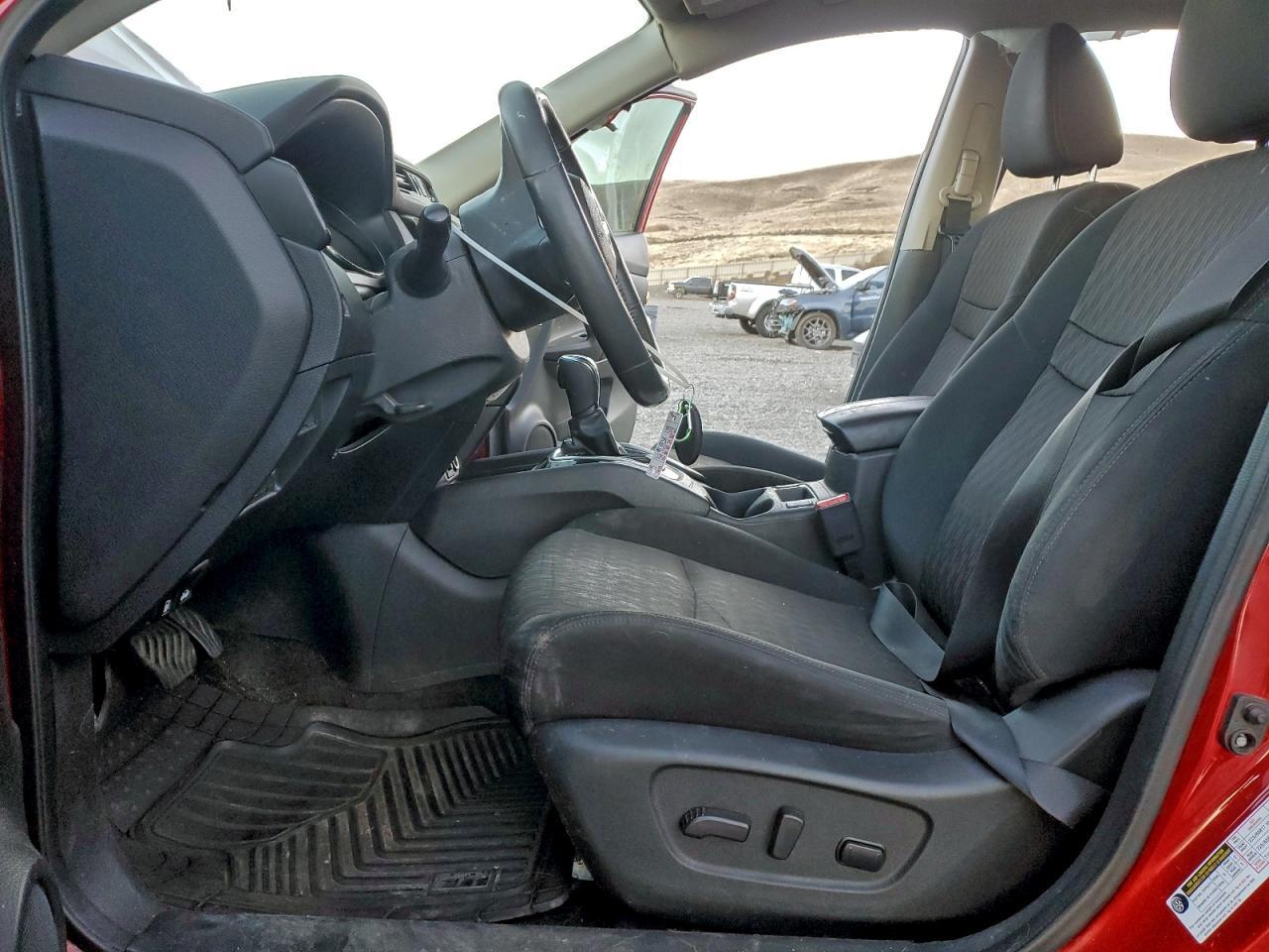 2017 NISSAN ROGUE