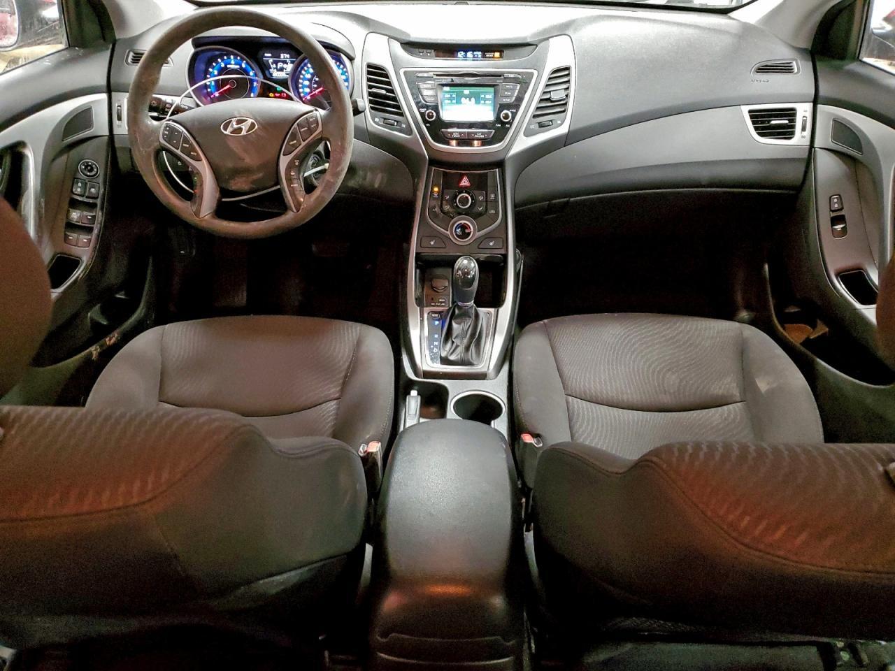 2016 HYUNDAI ELANTRA