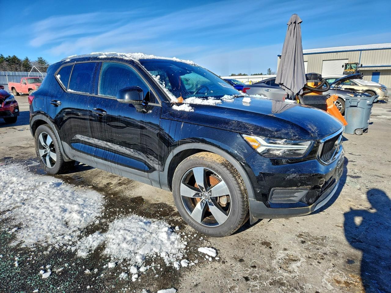 2019 VOLVO XC40