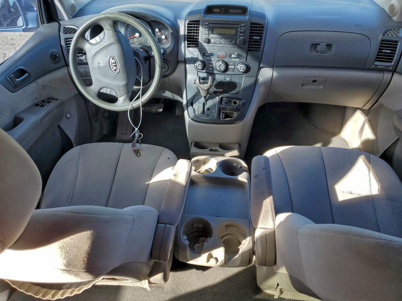 2008 KIA SEDONA