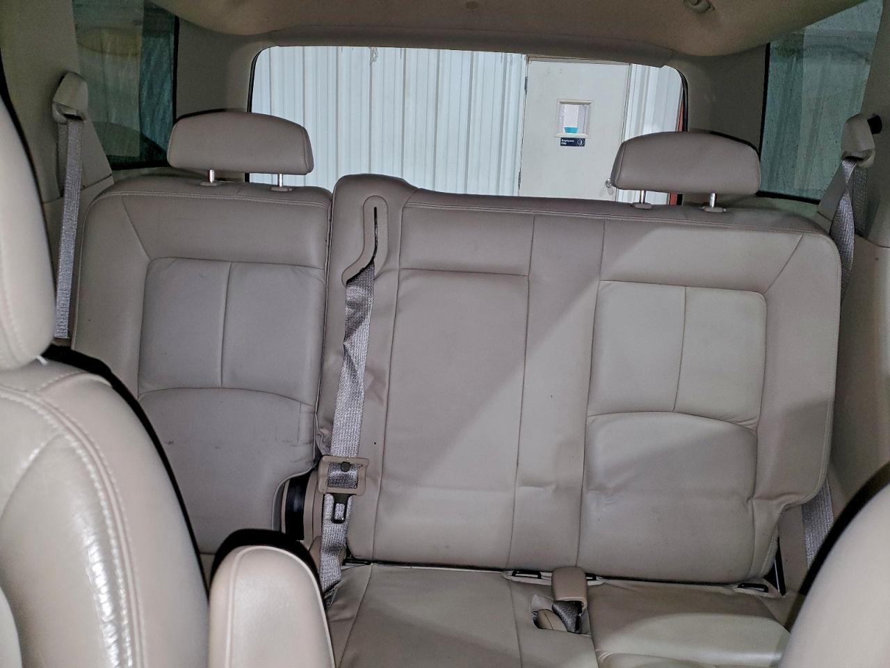 2004 SATURN Vue