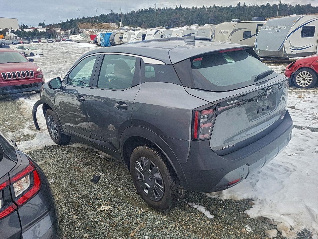 2025 NISSAN KICKS