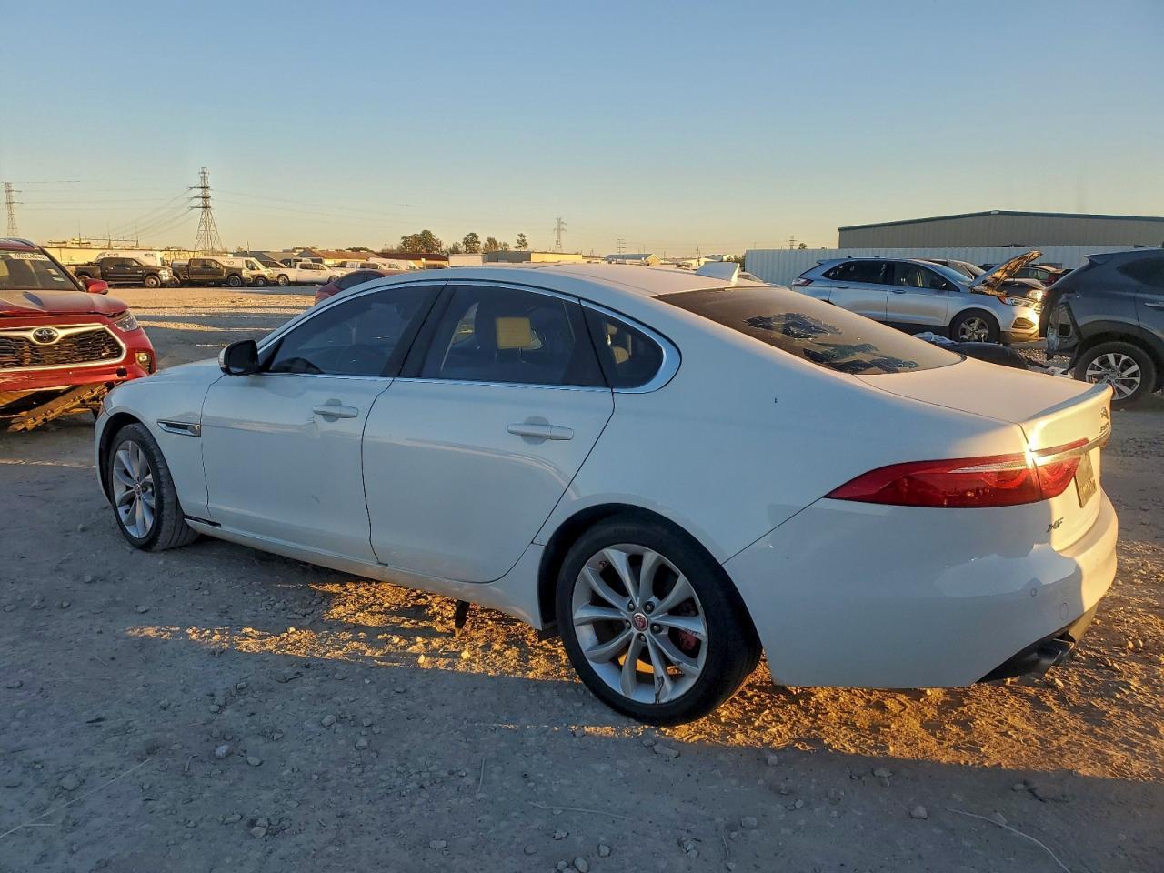 2017 JAGUAR XF