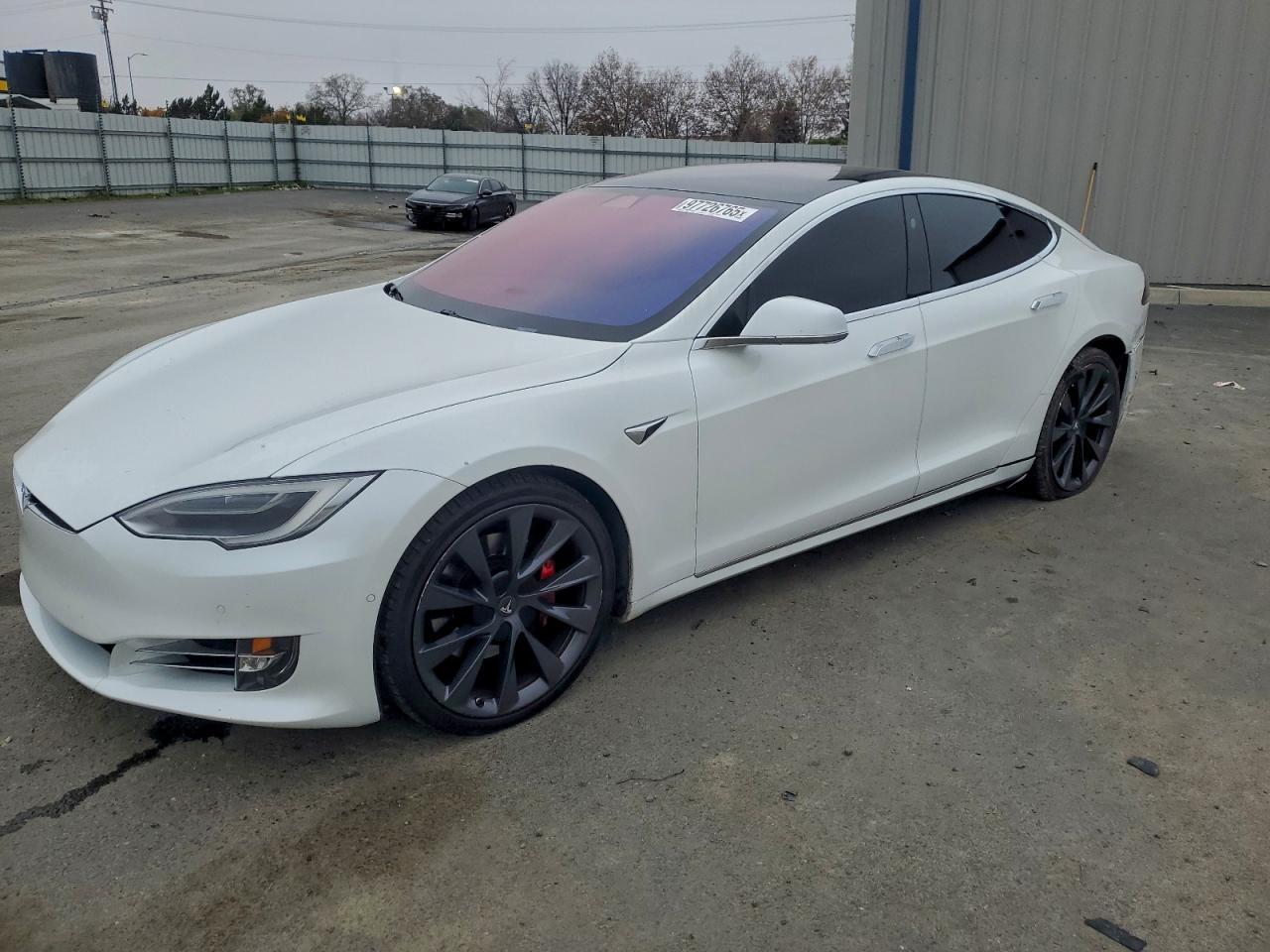 2018 TESLA MODEL S