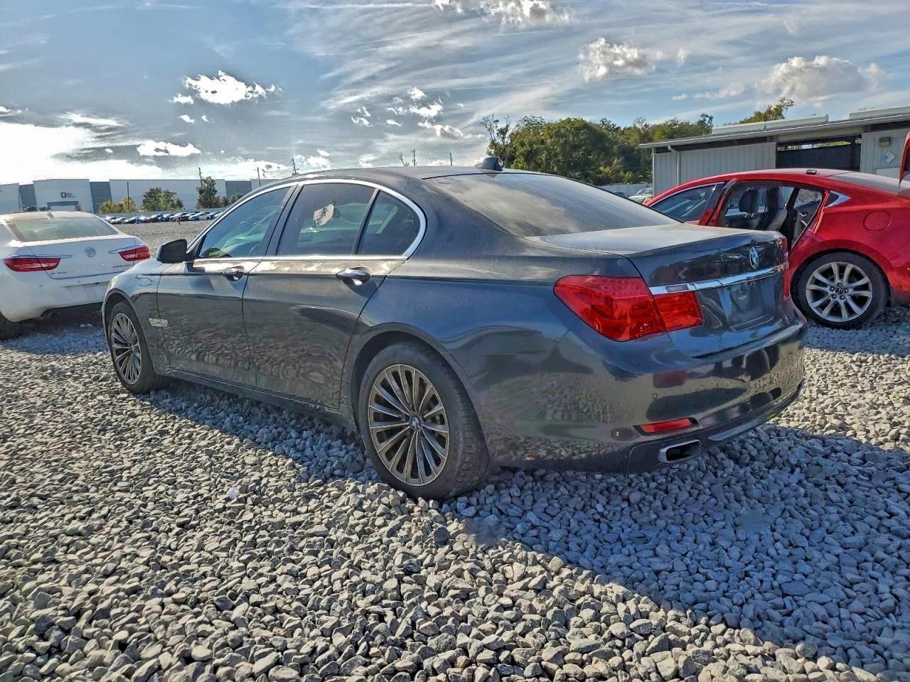 2012 BMW 7 series