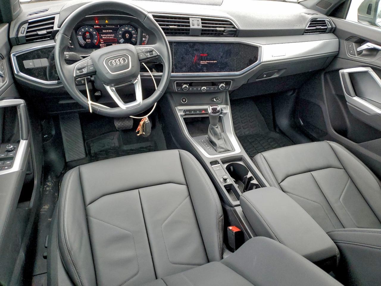 2022 AUDI Q3
