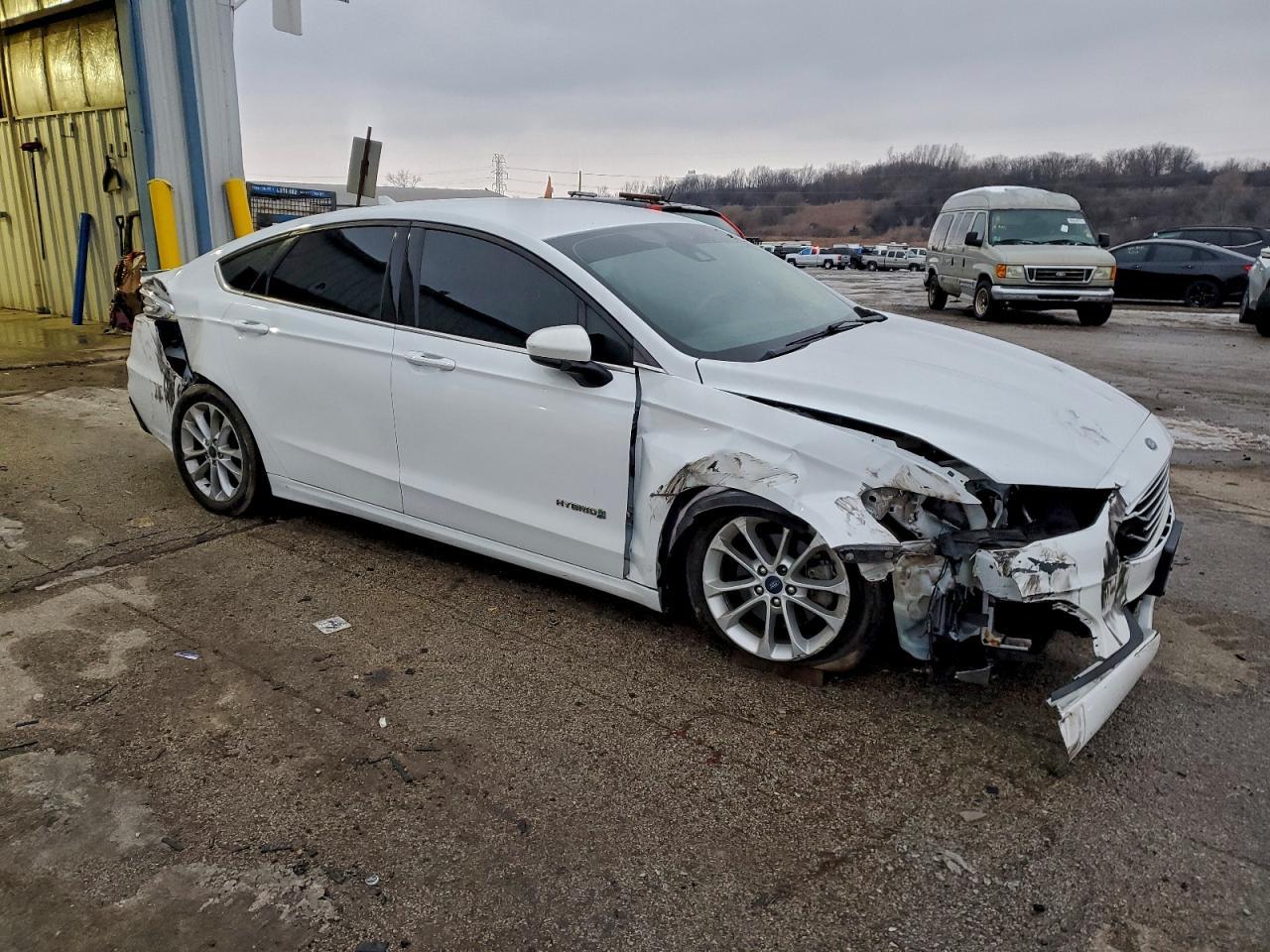 2019 FORD FUSION