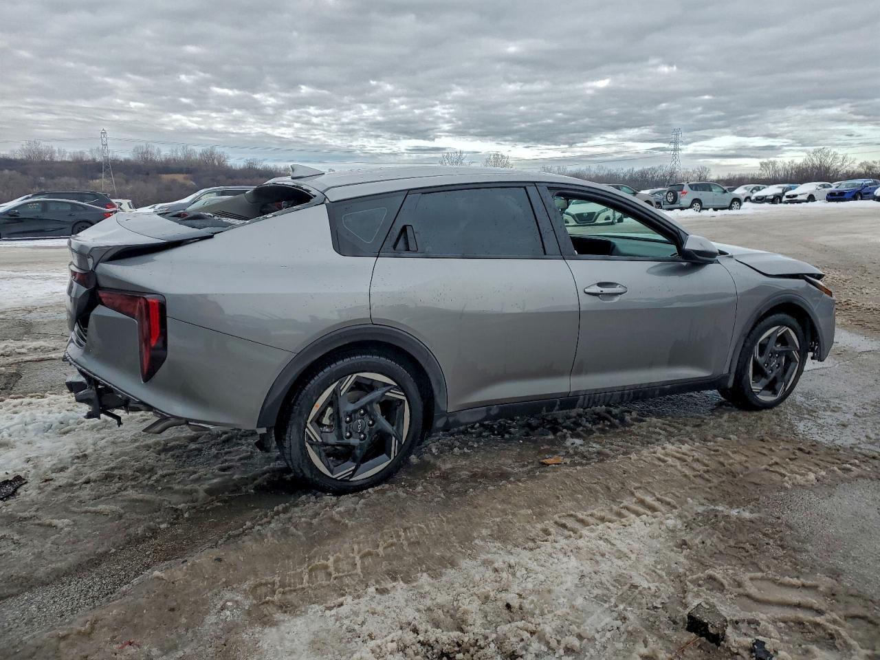 2025 KIA K4