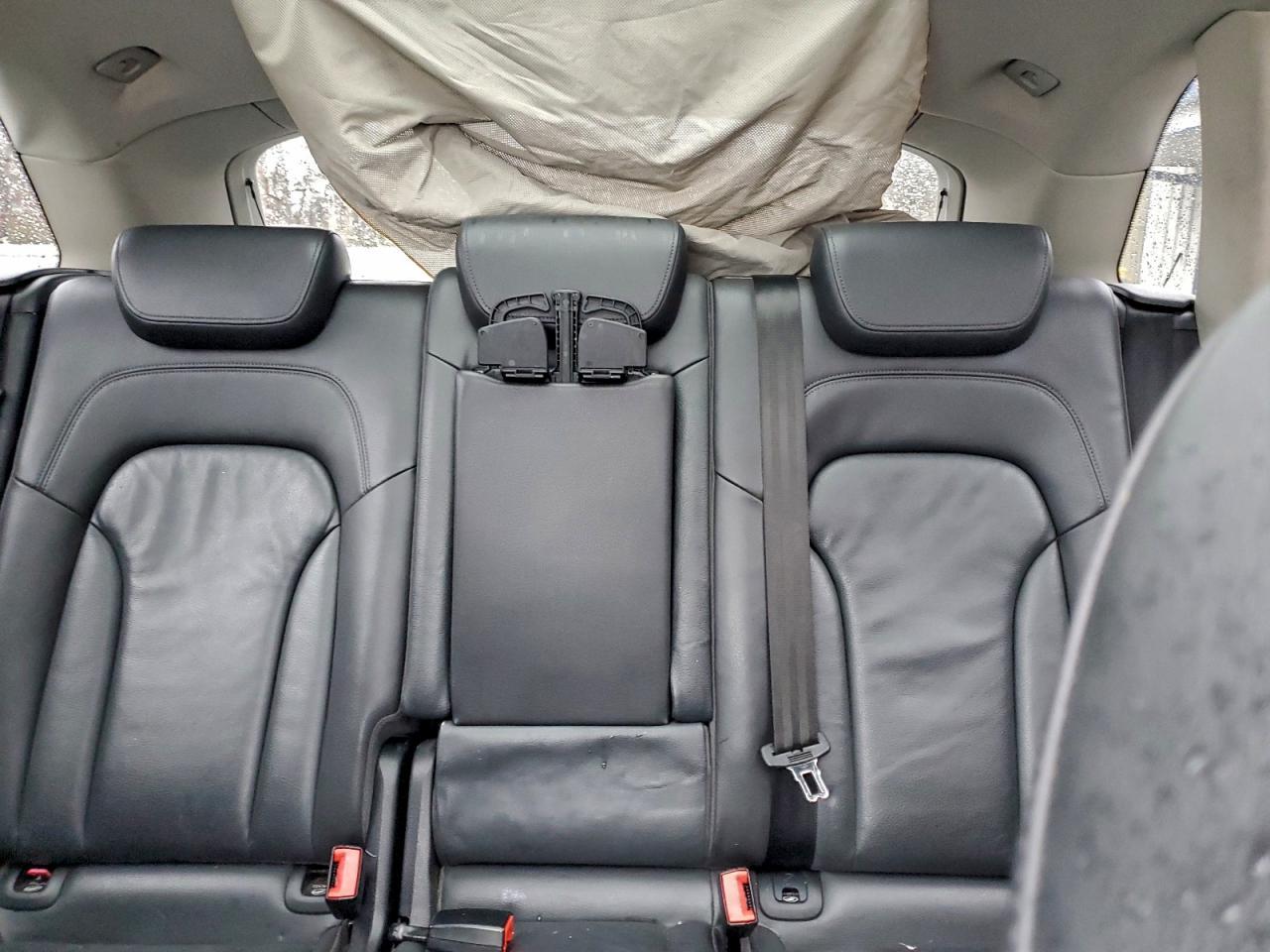 2010 AUDI Q5
