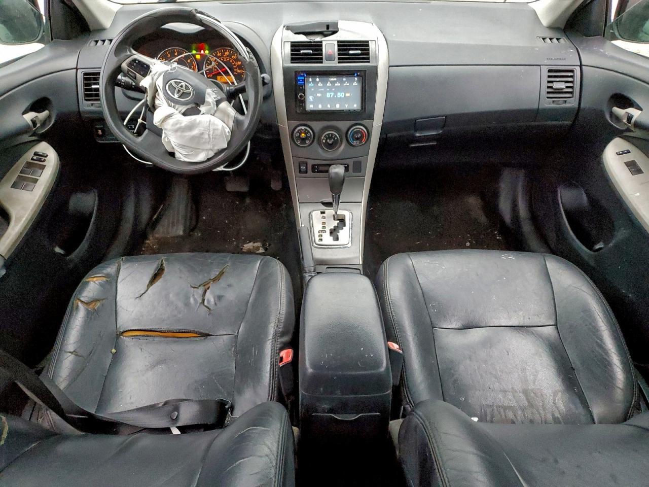 2011 TOYOTA COROLLA