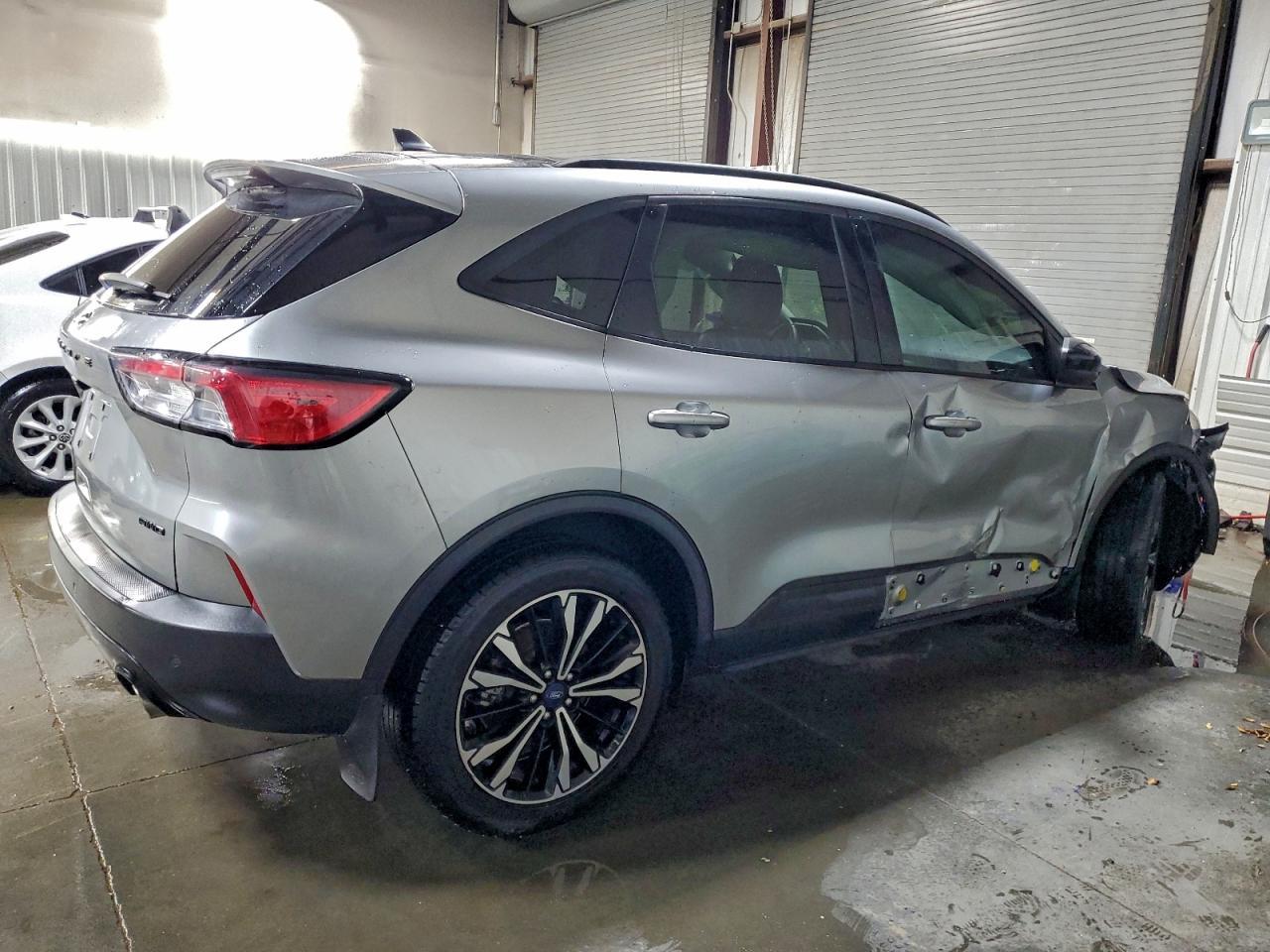 2021 FORD ESCAPE
