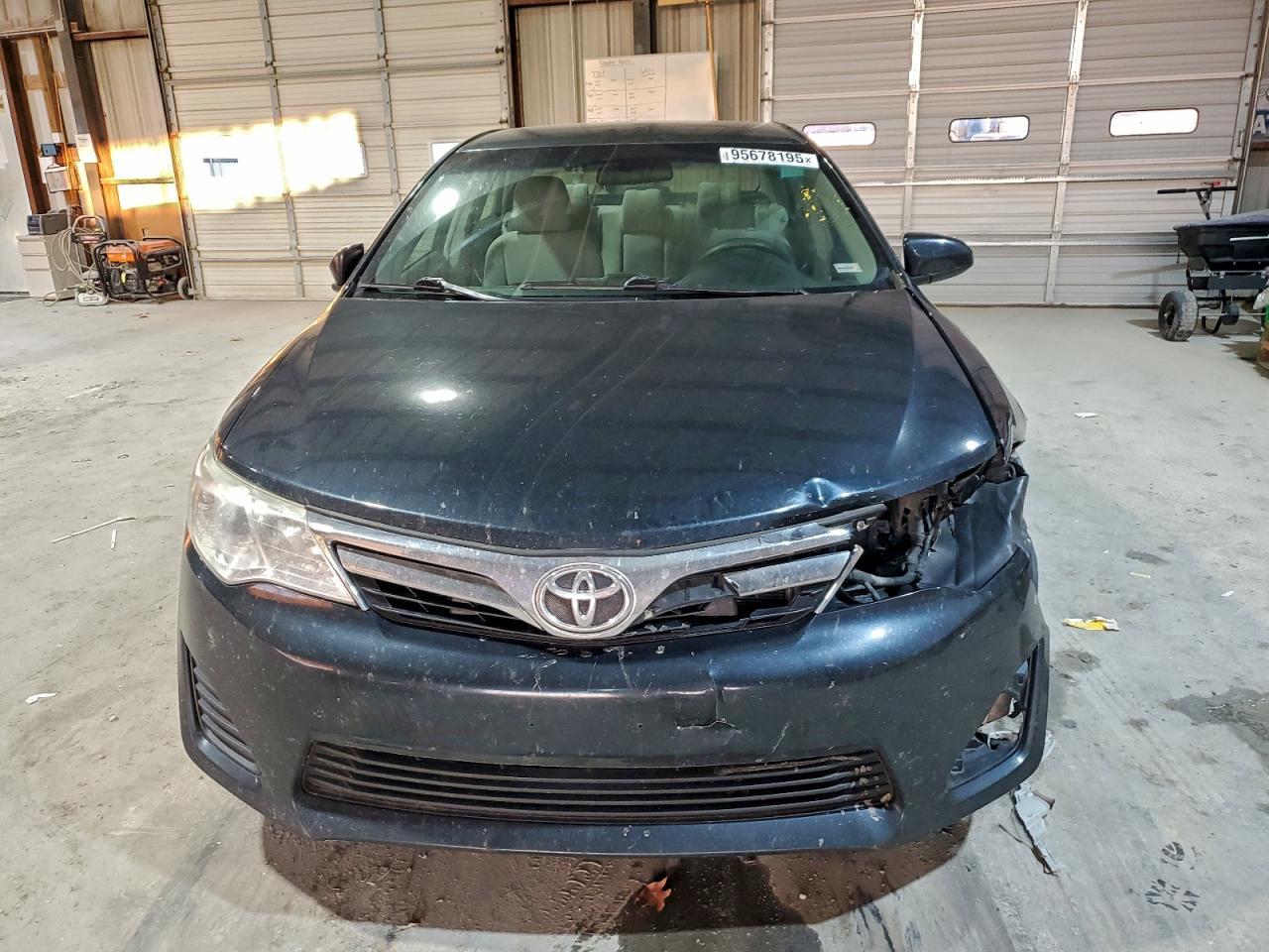 2014 TOYOTA CAMRY