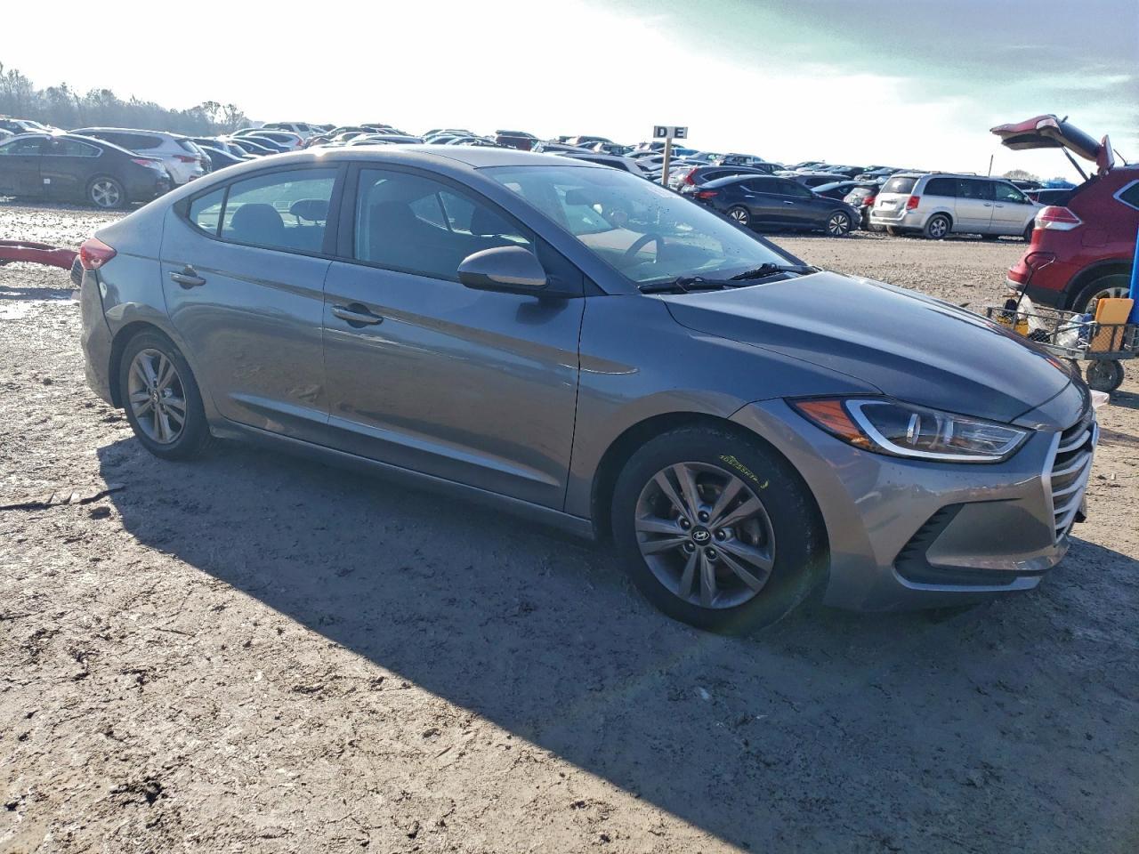 2018 HYUNDAI ELANTRA
