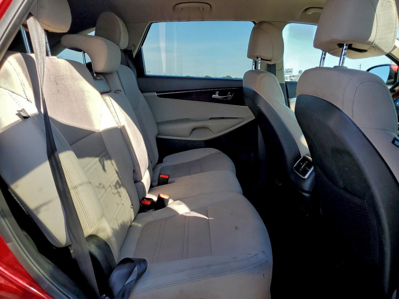 2017 KIA SORENTO