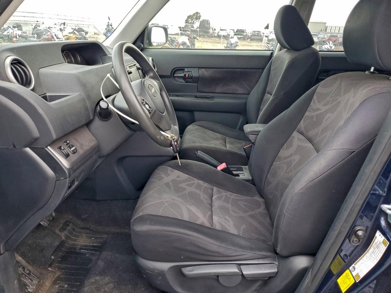 2014 TOYOTA SCION