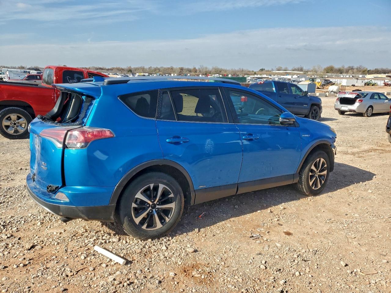 2016 TOYOTA RAV4