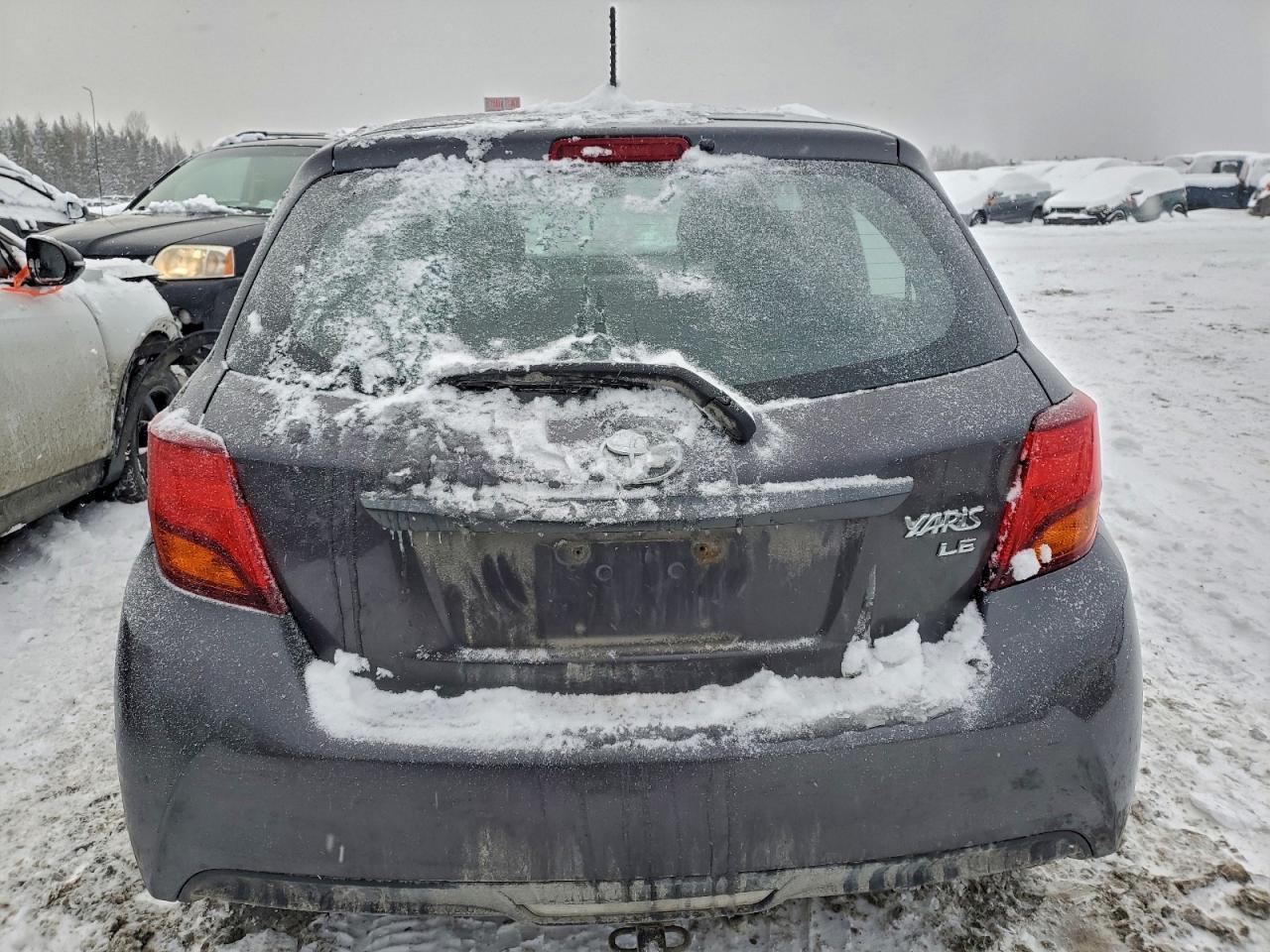 2016 TOYOTA YARIS