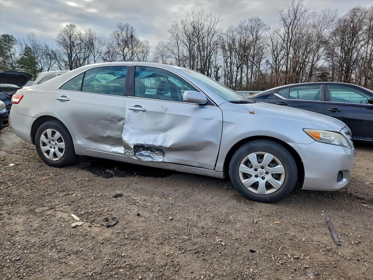 2010 TOYOTA CAMRY