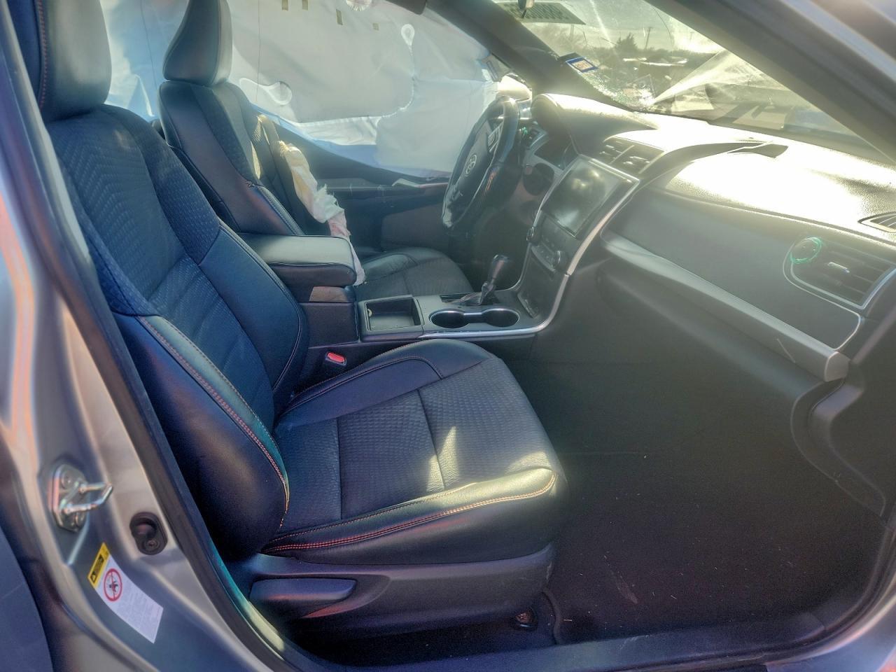 2015 TOYOTA CAMRY