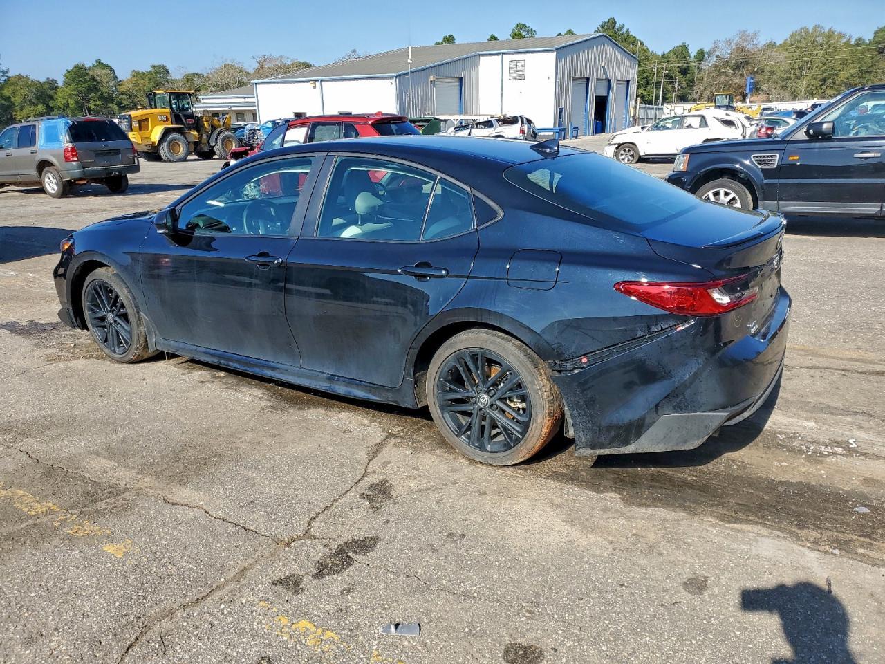 2025 TOYOTA CAMRY
