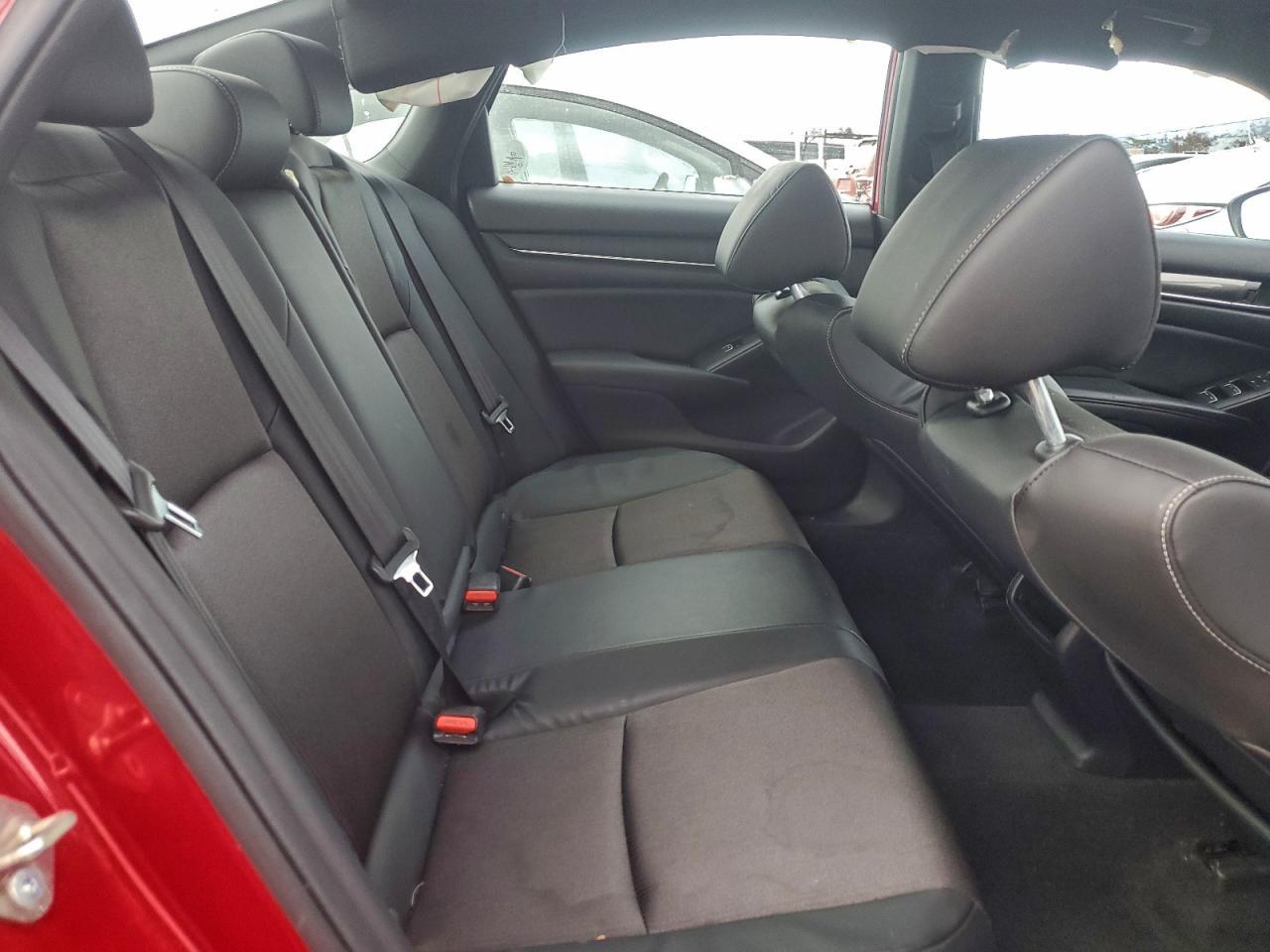 2018 HONDA ACCORD
