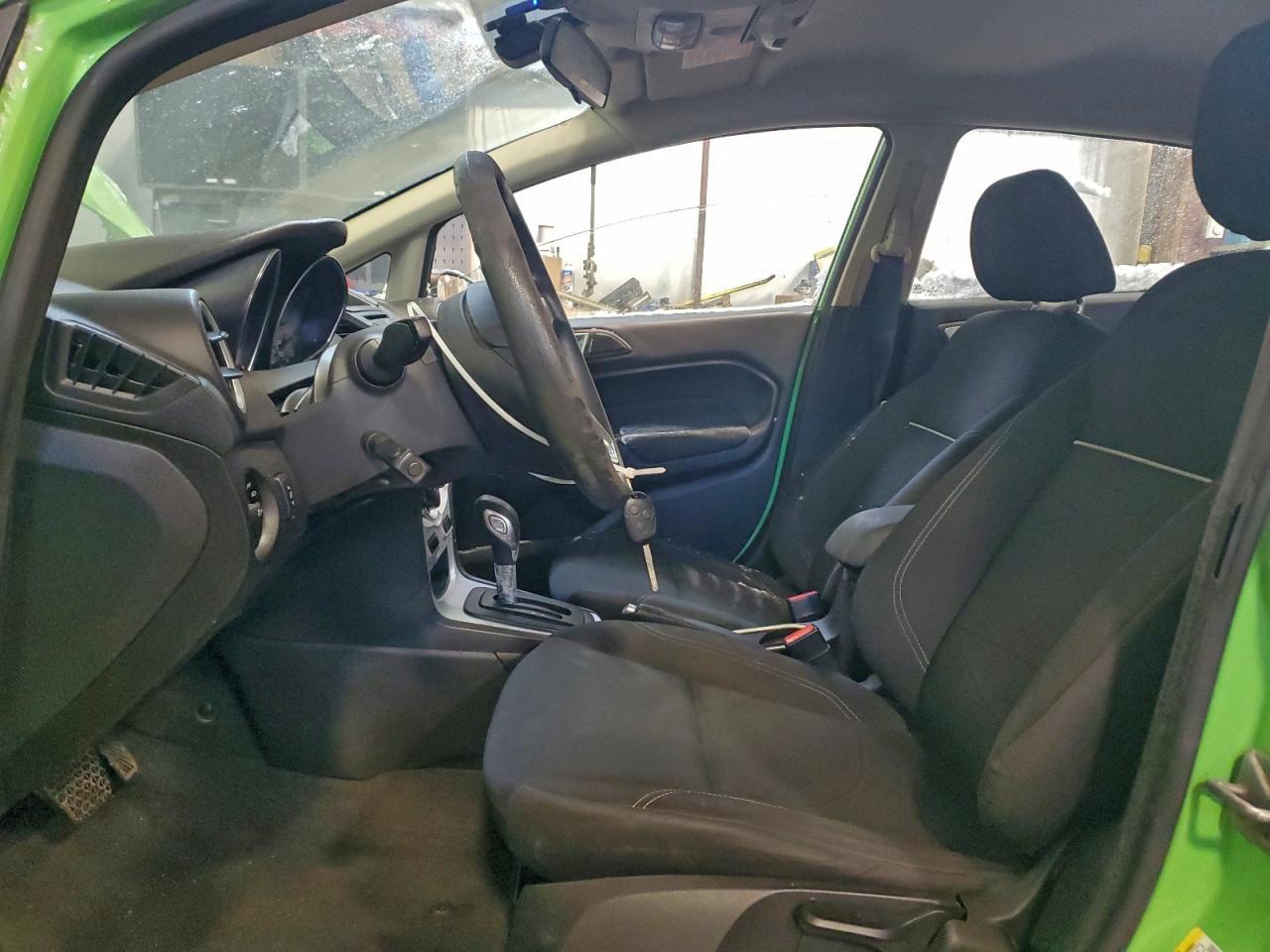 2014 FORD Fiesta