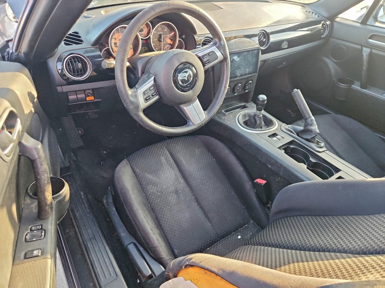 2006 MAZDA MX-5 Miata