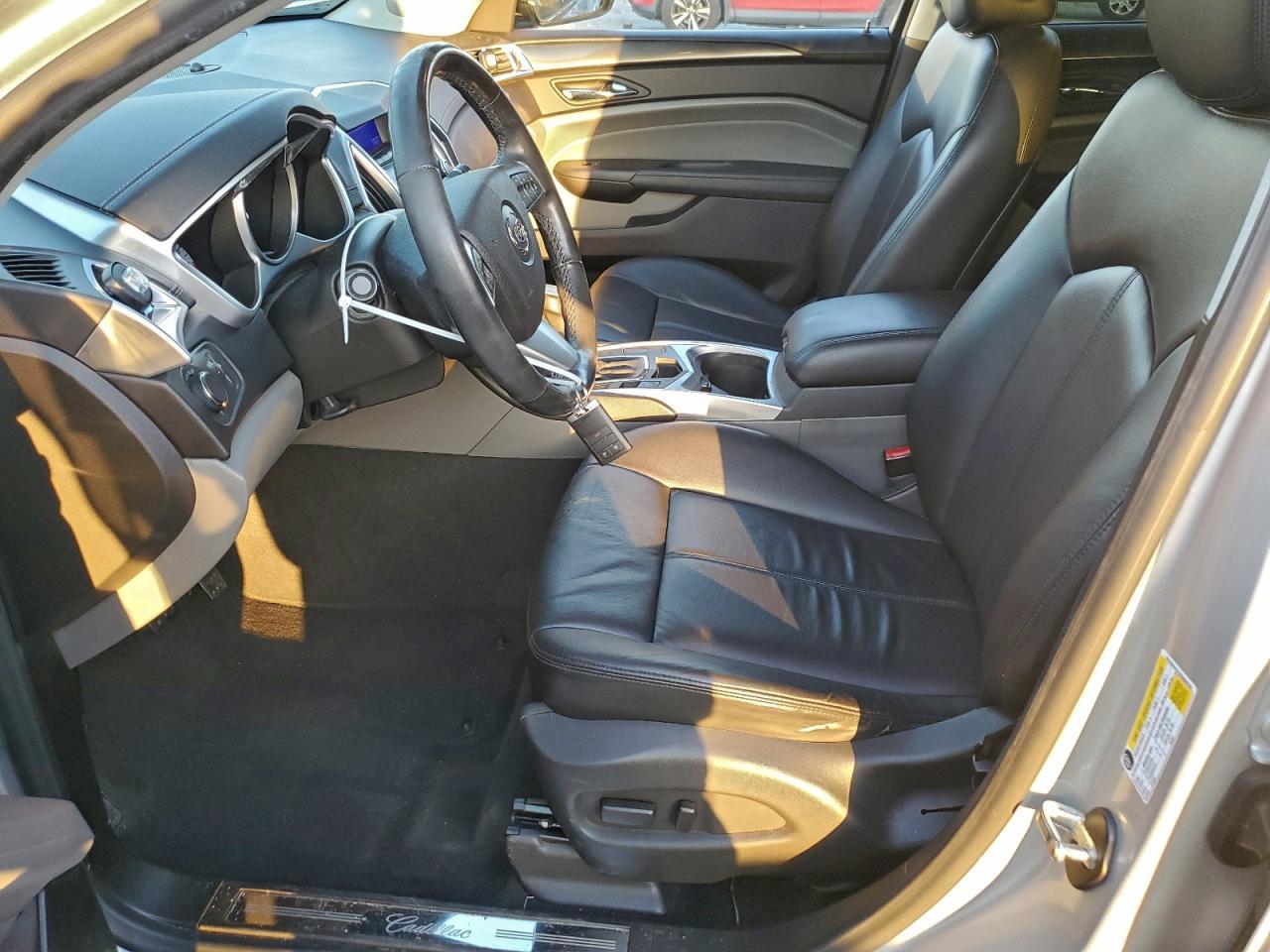 2011 CADILLAC SRX