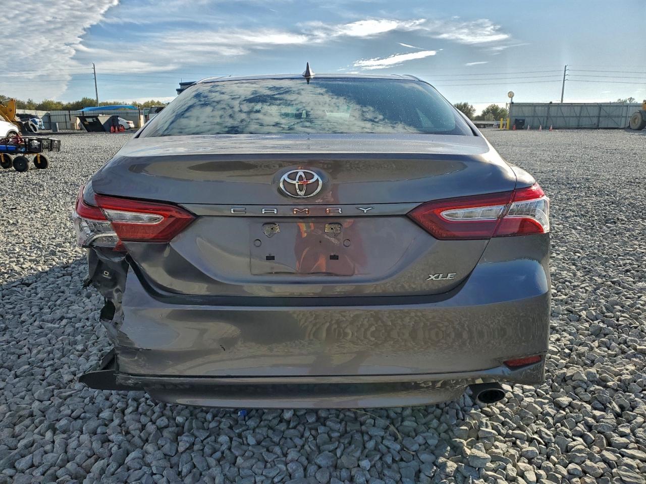 2019 TOYOTA CAMRY