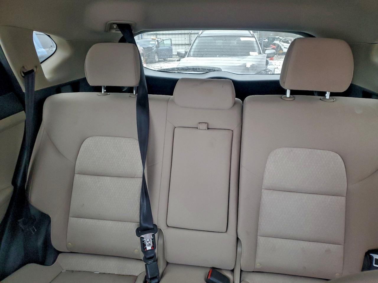 2016 HYUNDAI TUCSON