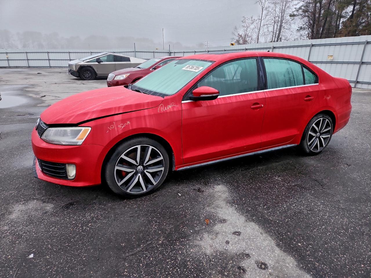 2013 VOLKSWAGEN JETTA