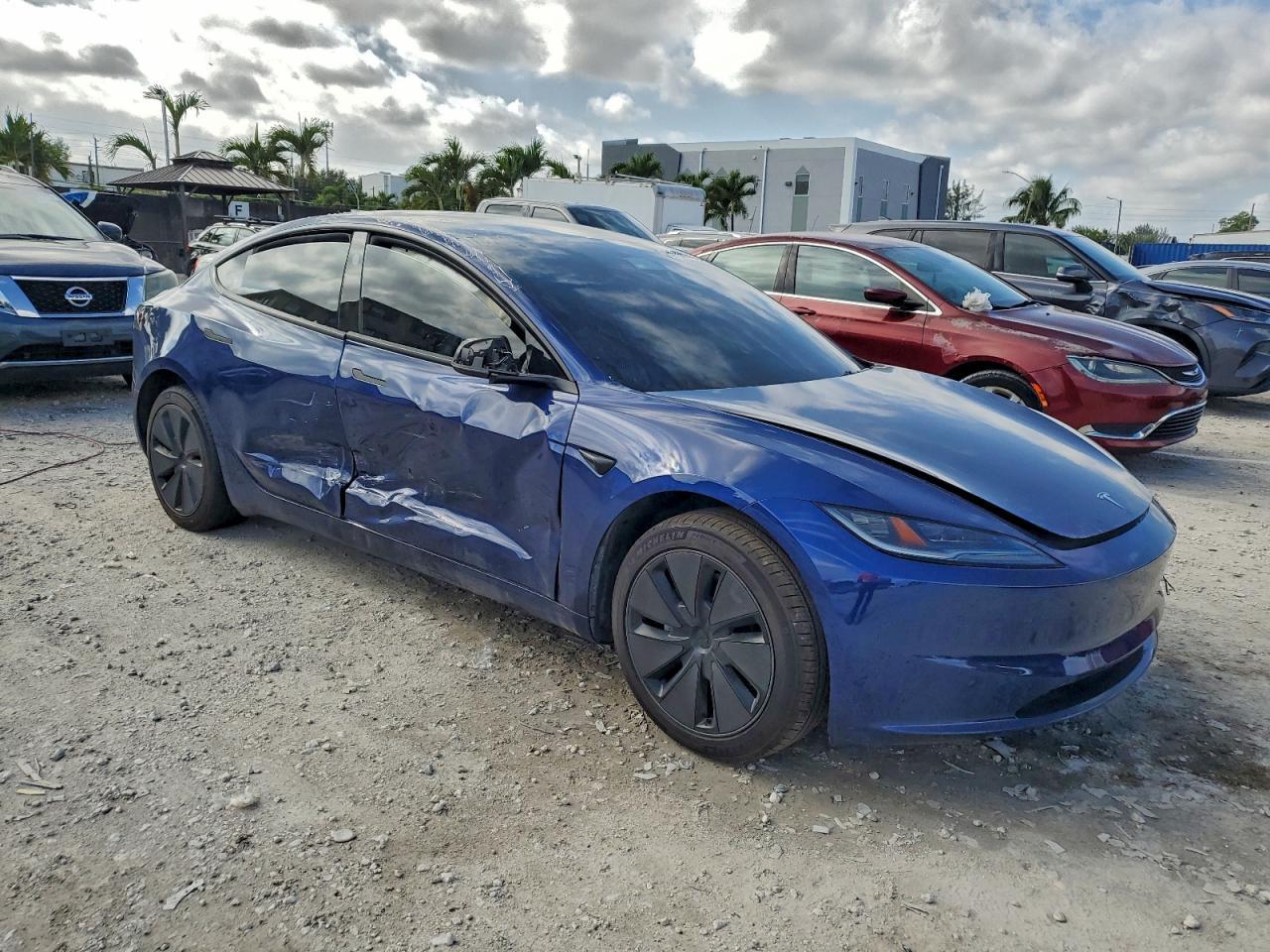 2025 TESLA MODEL 3