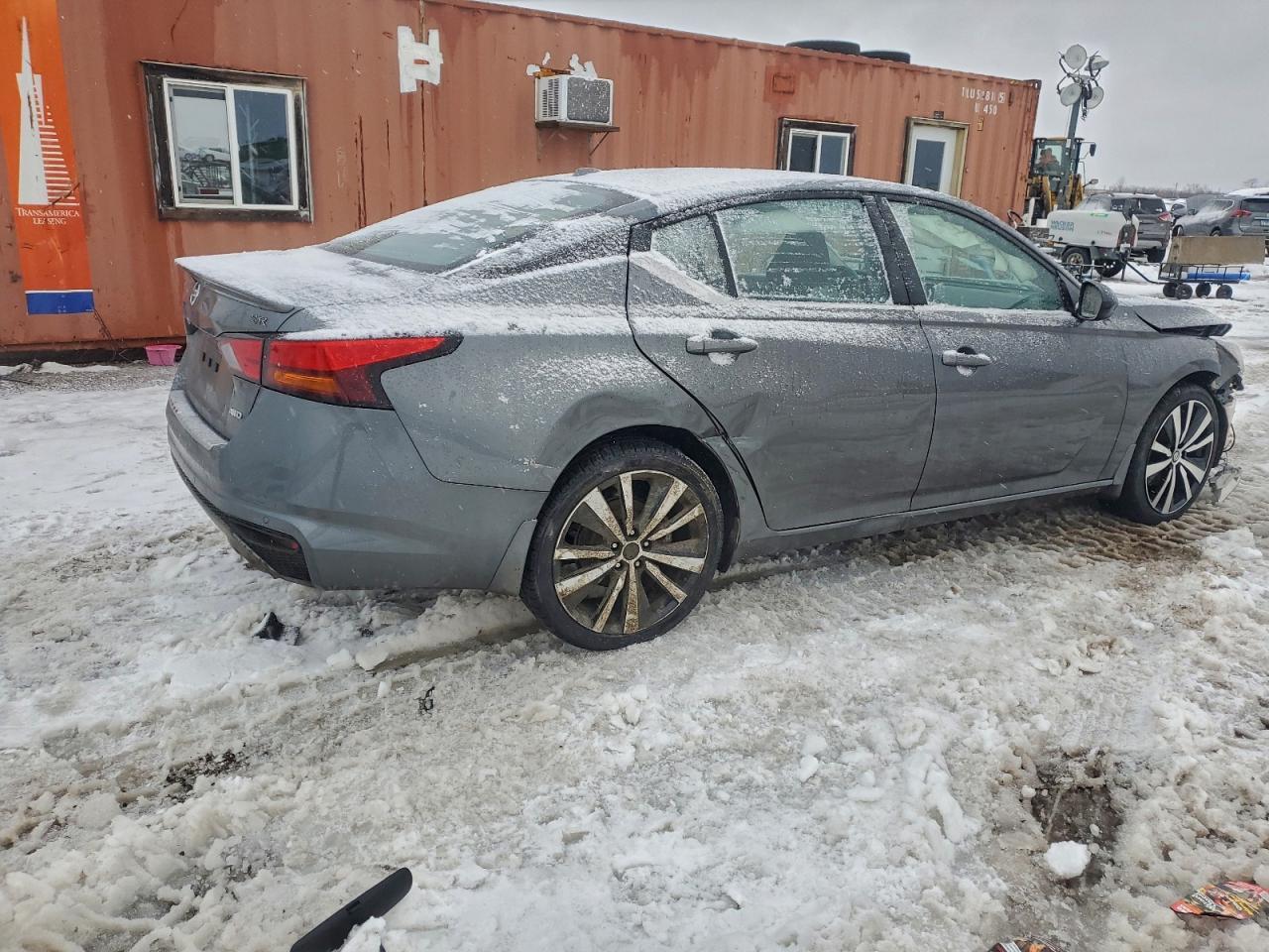 2022 NISSAN ALTIMA
